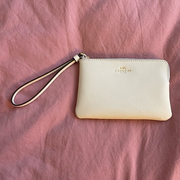Coach Handbags - Small Coach Wristlet - LIKE NEW